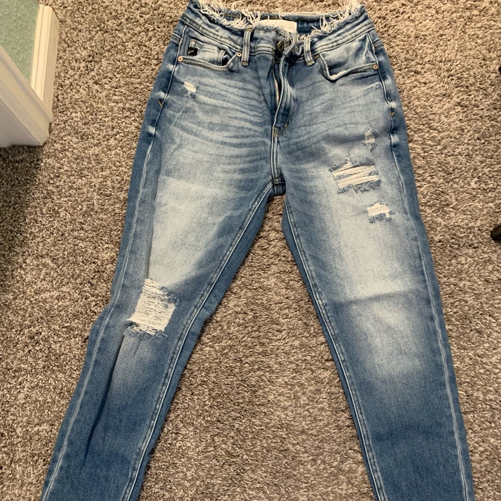 Kancan size 3/25 high waisted loose jeans
